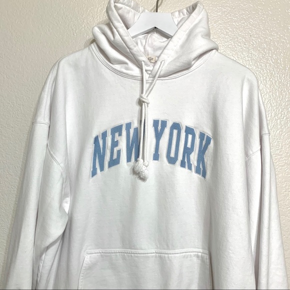 Brandy Melville White New York Christy Hoodie - Picture 4 of 16
